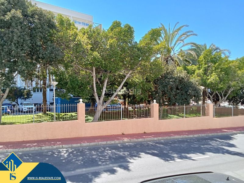 Foto 9806db8c-cb88-48a1-b6e5-ba36a21c6a6a. Pis amb piscina a Antonio Machado Torrevieja