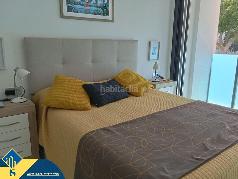 Foto bdd4e461-4127-4f55-91f1-013c2bc4a0b4. Pis amb piscina a Antonio Machado Torrevieja