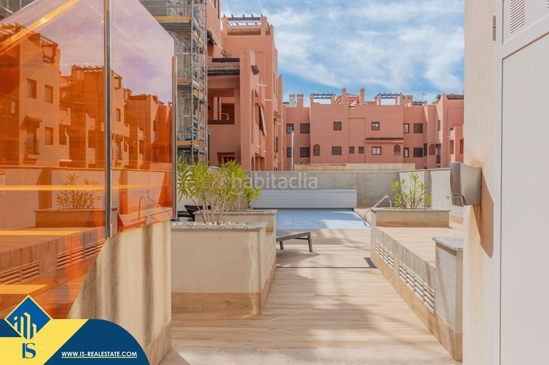Foto b93756d8-bc4f-4092-87ca-6ea86c61526c. Pis amb piscina a Zona Playa de los Locos Torrevieja