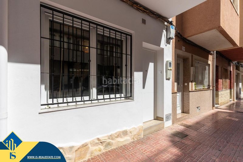 Foto c10a4043-9b72-471b-9b20-b242c0cc2044. Casa a El Molino Torrevieja