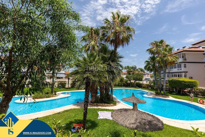 Foto 60848bb0-ef11-4254-9364-9141747ae7b6. Casa amb piscina a Cañada del Molino Torrevieja