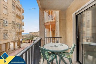 Pis a Gaspar Perelló. Apartamento con terraza, en la provincia de alicante, en la loca