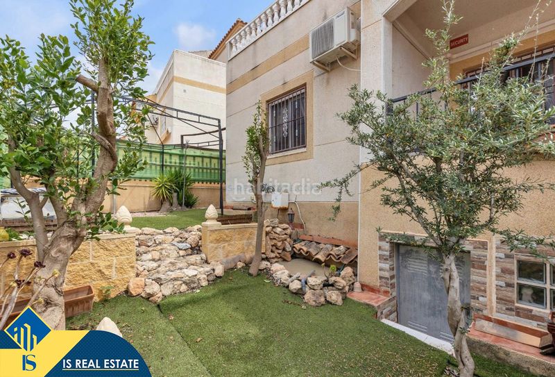 Foto b5fe9eff-3b23-4ad3-b082-c8b34ba5276d. Casa amb calefacció a La Florida Orihuela