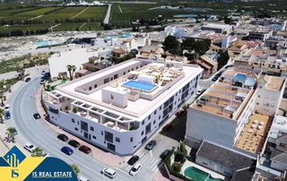 Appartement in San Miguel de Salinas. Apartamento en construcción, en la provincia de alicante, en la