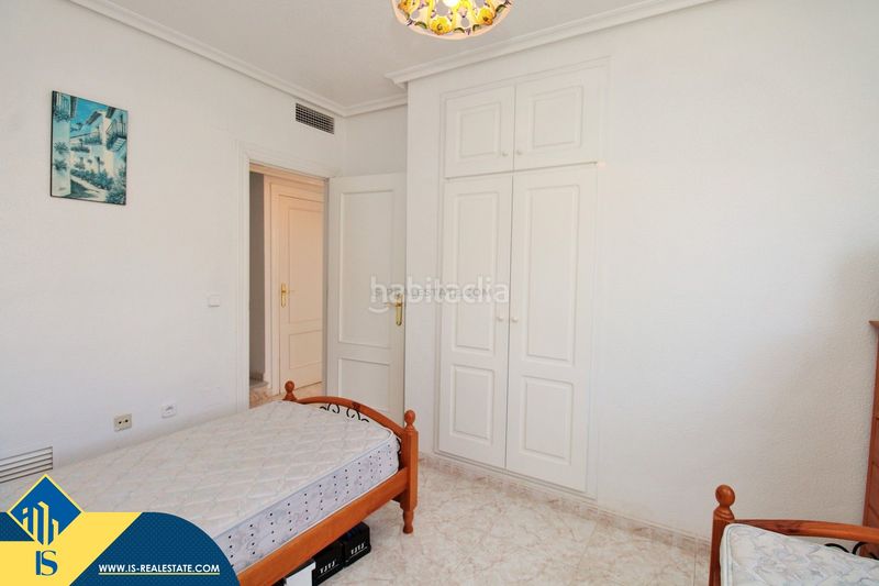 Foto e115a334-b7c8-4cb5-b65f-be329d627dd4. Casa amb piscina a Playa Flamenca Orihuela