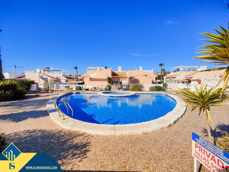 Foto d1e8a30b-eb16-473f-ade1-8797d06083d8. Xalet amb aparcament piscina a Lo Pepín Rojales
