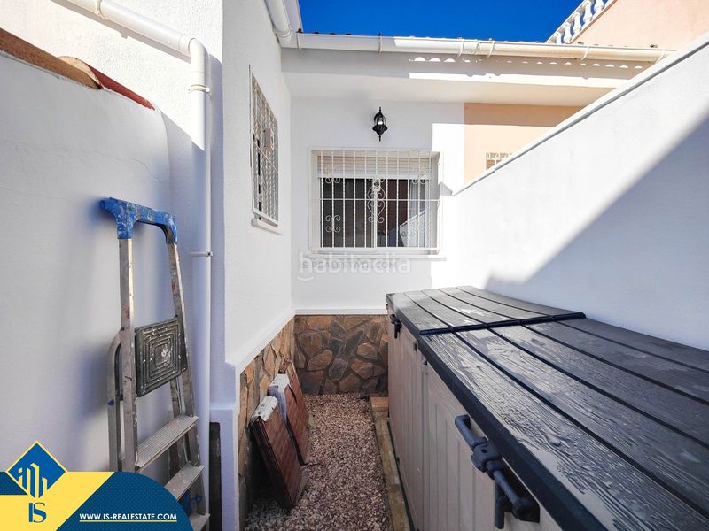 Foto d3d88354-3178-40f5-a94f-27062ad8dee7. Xalet amb aparcament piscina a Lo Pepín Rojales