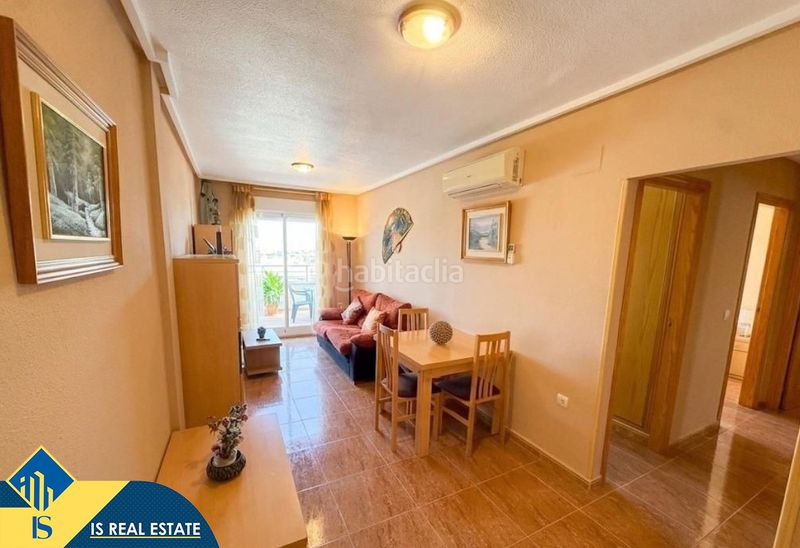 Foto 148f96af-4cea-4e17-8a17-2aa478ca5976. Àtic amb calefacció aparcament piscina a Antonio Machado Torrevieja