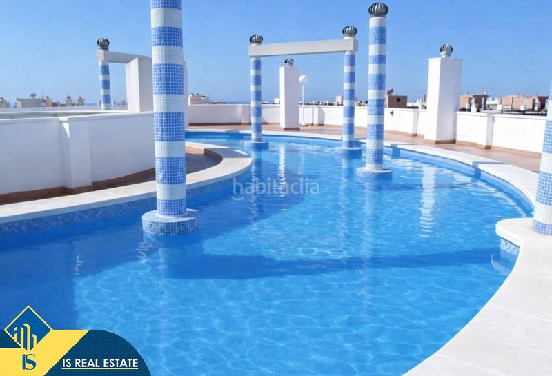 Foto 324bd811-d789-468f-8d25-3435a8458e0d. Àtic amb calefacció aparcament piscina a Antonio Machado Torrevieja