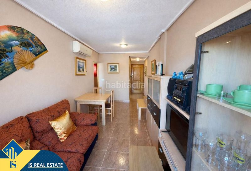 Foto f9564def-6dc6-4a61-92ac-cb98f6524e35. Àtic amb calefacció aparcament piscina a Antonio Machado Torrevieja