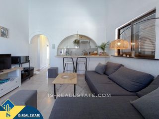Casa a Zona los Frutales. Bungalow con terraza, en la provincia de alicante, en la ciudad
