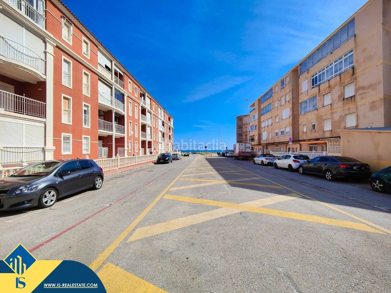 Foto 329af153-d007-4297-9446-a21a876730d8. Àtic amb aparcament piscina a Gaspar Perelló Torrevieja