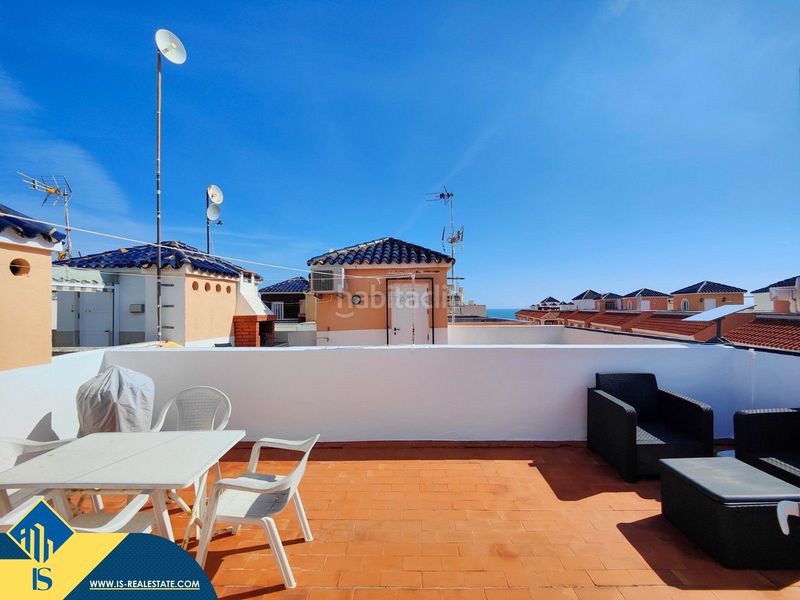 Foto 4e2cbbf8-fa7a-454a-ada7-cfff1dcd233d. Àtic amb aparcament piscina a Gaspar Perelló Torrevieja