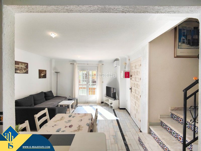 Foto 674ebf5f-f74a-49ed-8fdb-2c898ea1cb32. Àtic amb aparcament piscina a Gaspar Perelló Torrevieja