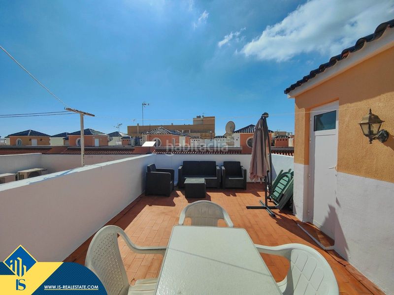 Foto 850a809b-973a-4698-9180-79df245da1a8. Àtic amb aparcament piscina a Gaspar Perelló Torrevieja