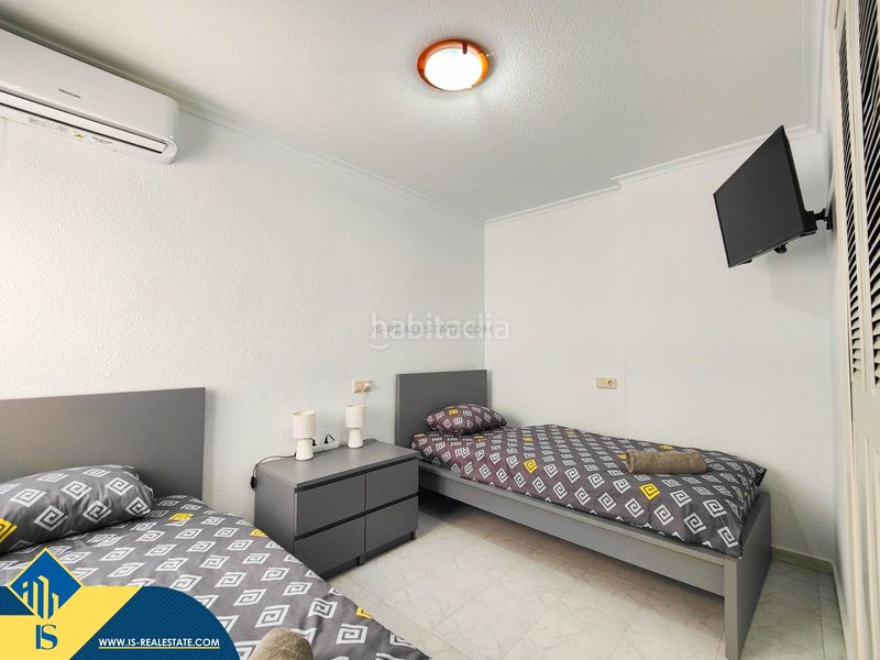 Foto d89bce85-5fef-460a-8c3c-a313bd512d6d. Àtic amb aparcament piscina a Gaspar Perelló Torrevieja