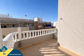 Ático en Avenida Habaneras - Curva de Palangre. Ático con terraza en la provincia de alicante, en la ciudad de t