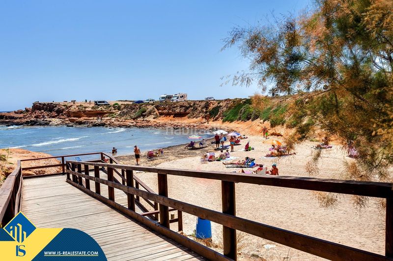 Foto 1a6c3c2d-4f4a-47b0-a718-0e9674716602. Pis amb piscina a La Veleta Torrevieja
