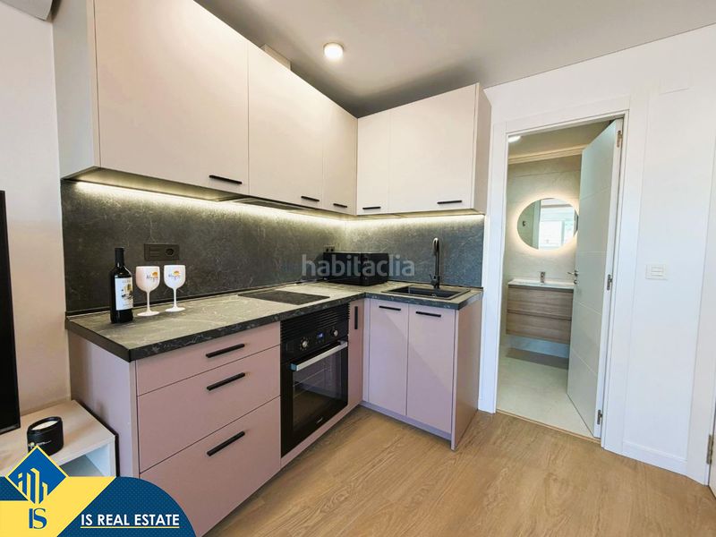 Foto 0462e75f-af5d-4678-b0e2-ca6cccb97bb0. Àtic amb calefacció a Antonio Machado Torrevieja