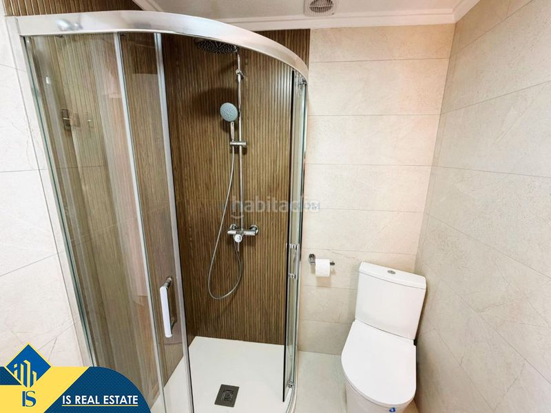 Foto 3141d982-ec9c-42ce-a9b1-2c9196b4d27c. Àtic amb calefacció a Antonio Machado Torrevieja