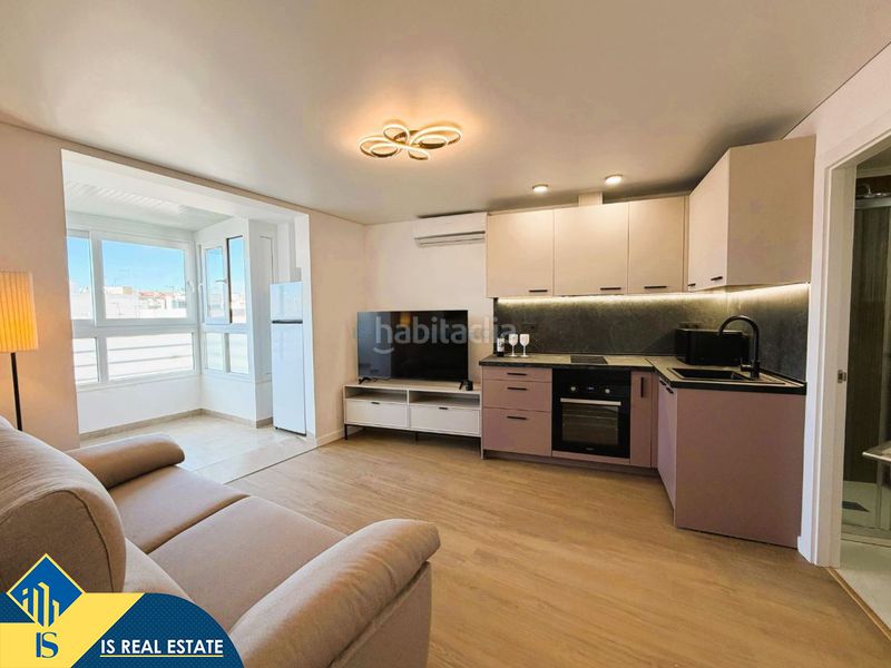 Foto 7c23b2f7-e419-4113-98ca-790a707b92e2. Àtic amb calefacció a Antonio Machado Torrevieja