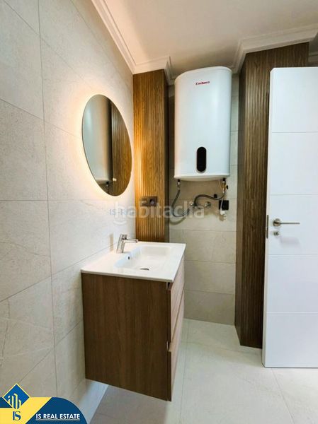 Foto ef34e502-8dd4-4c19-8b8d-bf9ee227a2b5. Àtic amb calefacció a Antonio Machado Torrevieja