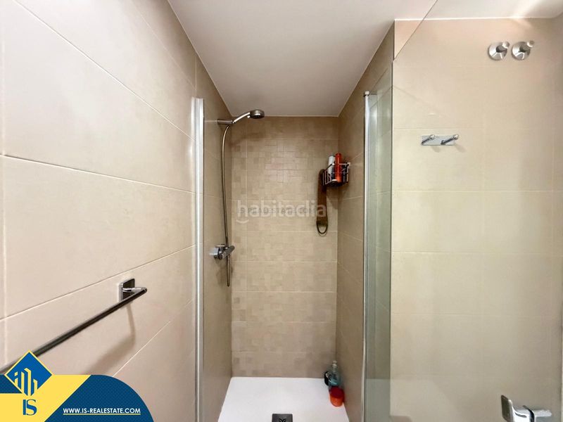 Foto 0f9babf2-49d9-4c11-b64e-f2559f84a5f4. Àtic amb aparcament piscina a Punta Prima Torrevieja