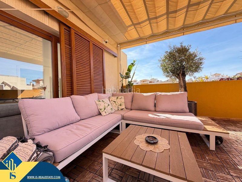 Foto 4e6787af-601b-45fe-b579-f7baeb64e0c9. Àtic amb aparcament piscina a Punta Prima Torrevieja