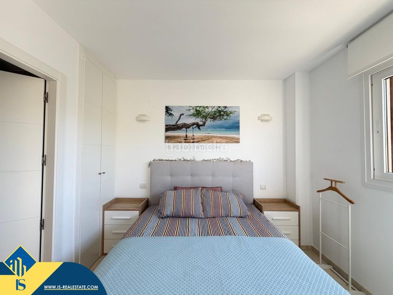 Foto 5338e25c-3ac5-46cd-ae81-7969ae568fdf. Àtic amb aparcament piscina a Punta Prima Torrevieja