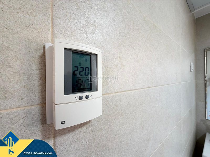 Foto 64a069f8-5f84-401e-a361-82006c9f83c3. Àtic amb aparcament piscina a Punta Prima Torrevieja