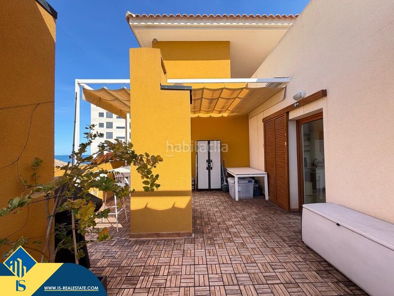 Foto b6ac0752-13be-43a6-afda-367fa4f8514f. Àtic amb aparcament piscina a Punta Prima Torrevieja