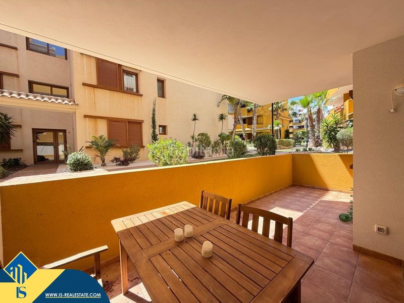 Foto d4aabe3b-7538-43ec-bd2c-8cc34fdcbe37. Pis amb aparcament piscina a Punta Prima Torrevieja