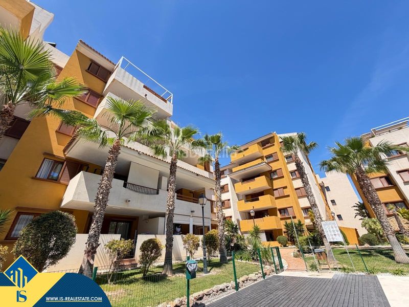 Foto d6ea6eb1-c5da-4111-be89-41e6ed9fcc8e. Pis amb aparcament piscina a Punta Prima Torrevieja