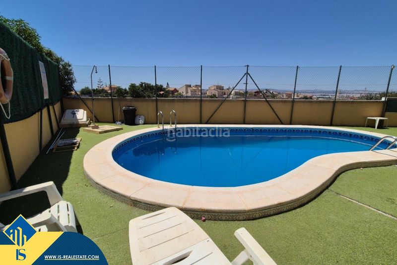 Foto 1a6fbe89-eea8-4f7f-af38-9409f00605af. Casa amb aparcament piscina a Aguas Nuevas Torrevieja