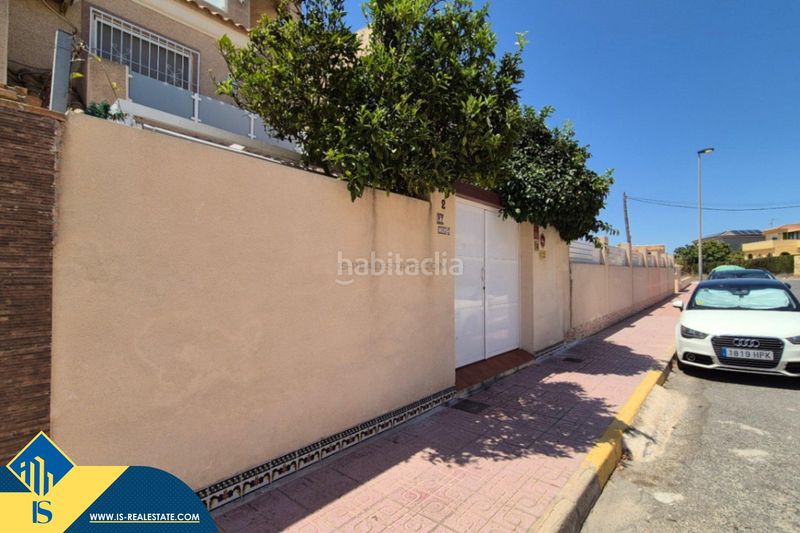 Foto 946f03cc-ec54-47c4-8422-584fb688ecd6. Casa amb aparcament piscina a Aguas Nuevas Torrevieja