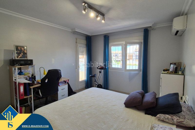 Foto a82f94a1-0a27-4e3e-8c1f-5bb9fe734b6a. Casa amb aparcament piscina a Aguas Nuevas Torrevieja