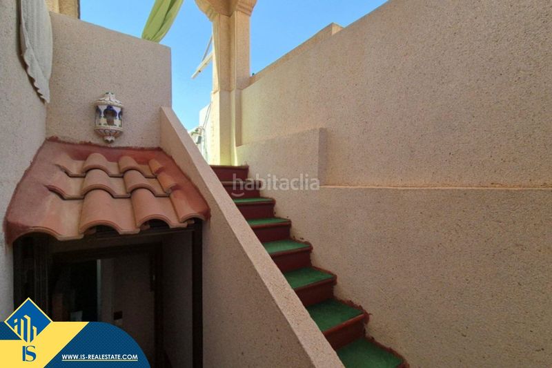 Foto f317d425-ea31-40bc-867d-bcf0a0cf89d5. Casa amb aparcament piscina a Aguas Nuevas Torrevieja