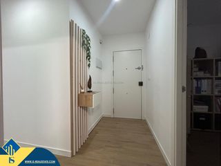 Pis a Parque de las Naciones. Apartamento reformado con terraza, en la provincia de alicante,