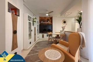 Pis a Centro - Muelle Pesquero. Apartamento reformado con terraza, en la provincia de alicante,