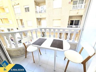 Studio in Zona Playa del Cura. Estudio con terraza, en la provincia de alicante, en la ciudad d