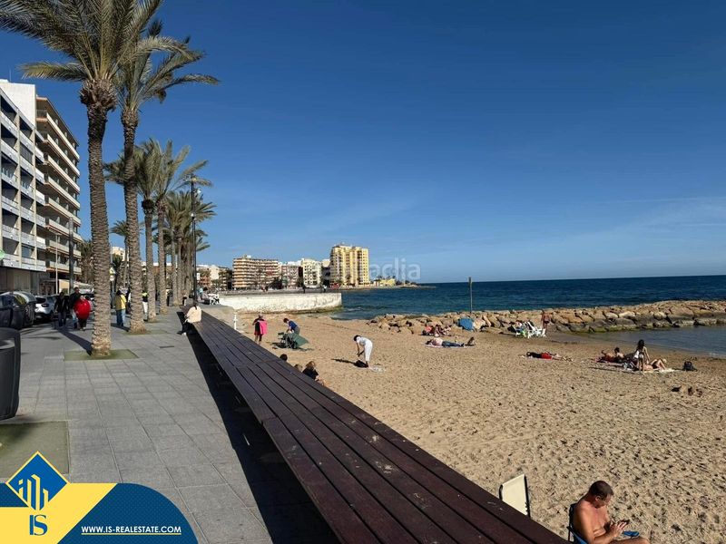 Foto 0aeede18-aef9-4bba-bae8-d74fa85d1538. Pis a Antonio Machado Torrevieja