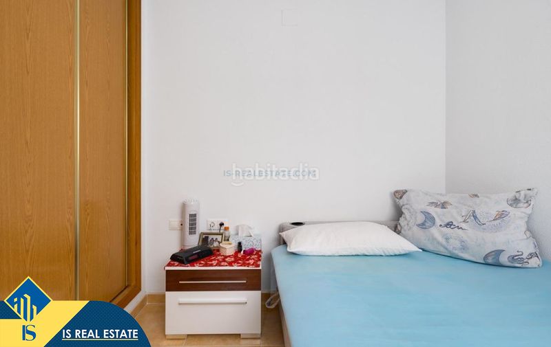 Foto 3ee135c2-ff49-4c00-8a36-435f45ad3be3. Àtic amb calefacció a Centro - Muelle Pesquero Torrevieja