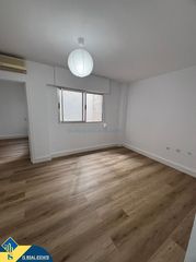 Apartament a Las Piscinas Naturales. Apartamento reformado cerca del mar, en la provincia de alicante