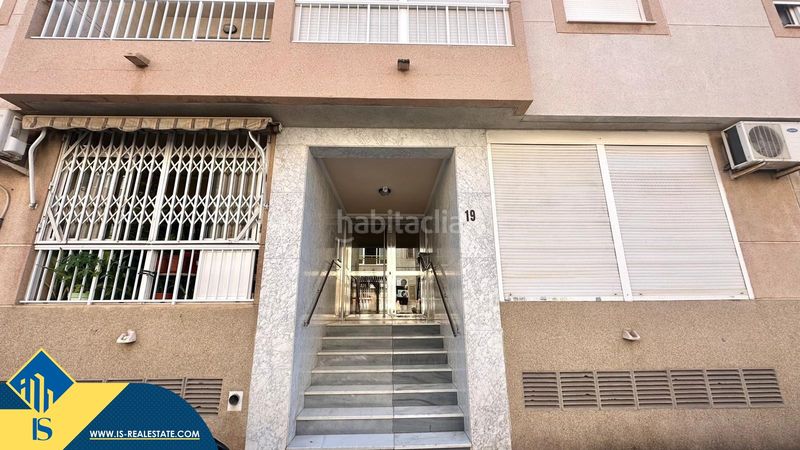 Foto bdf4b844-bf4d-48f5-a34a-d1e19ad818e6. Àtic amb piscina a El Acequión Torrevieja