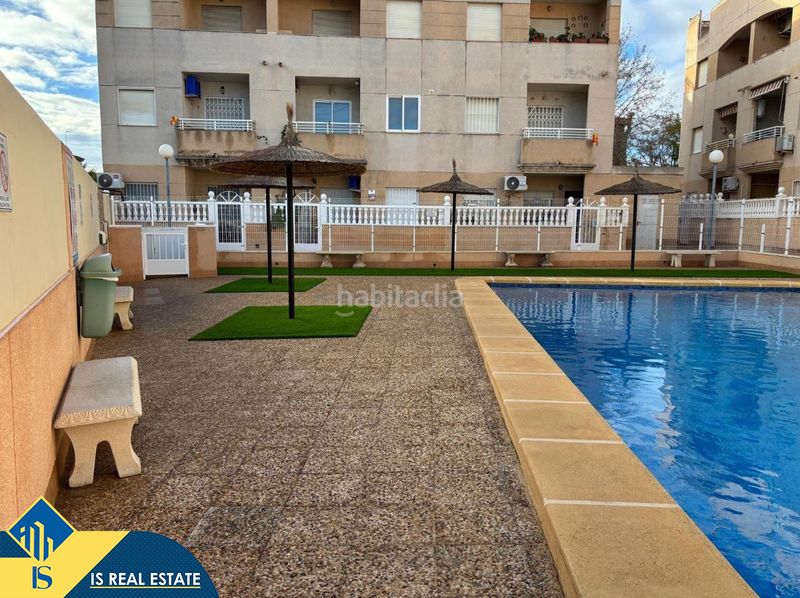 Foto 8666b578-d206-4ea7-ad07-c2bac8d53c38. Àtic amb calefacció aparcament piscina a nueva Torrevieja Torrevieja