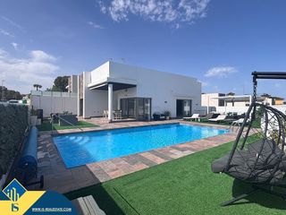 Xalet a Villamartín-Las Filipinas
