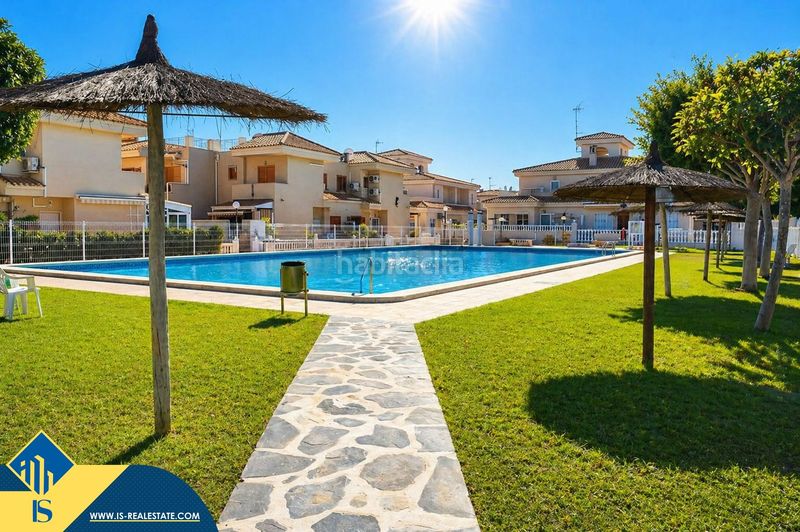 Foto d7372562-130f-4622-97d7-0e30fb645aa0. Pis amb piscina a Playa Flamenca Orihuela