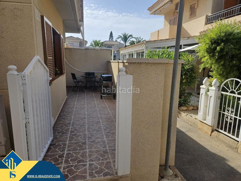 Foto f630fa1e-2cd5-4cd3-9606-1418d58f375a. Pis amb piscina a Playa Flamenca Orihuela