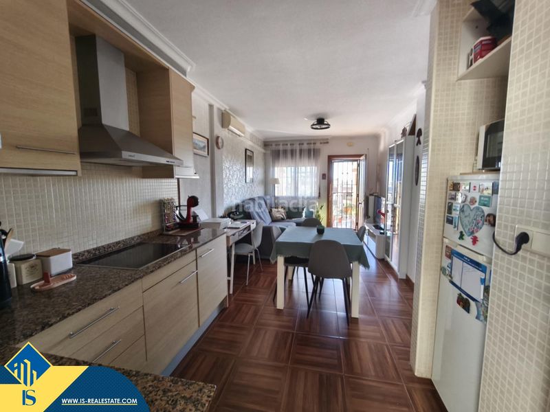 Foto 5800b8dc-f9b4-48ce-96c6-391735aa3ab6. Casa amb aparcament piscina a Parque Acuático - Sector 25 Torrevieja