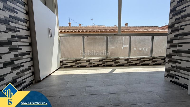 Foto fedbc0af-8ee0-46e0-8509-857259510014. Pis amb piscina a Playa de los Náufragos Torrevieja